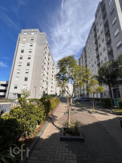 Image 27 - 1040604