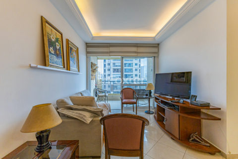 Image 3 - 1040614