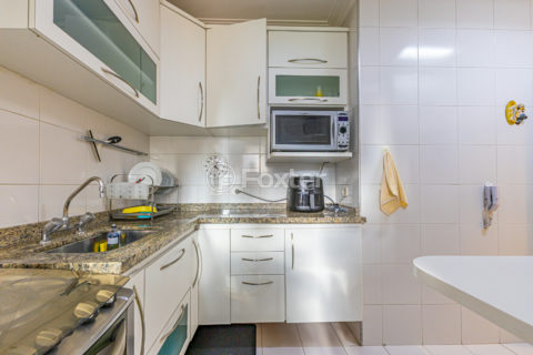 Image 24 - 1040614