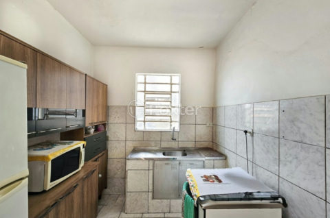 Image 38 - 1040627