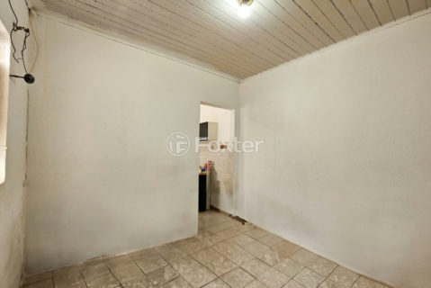 Image 19 - 1040627