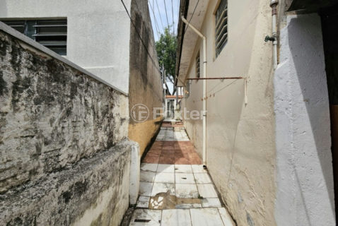 Image 16 - 1040627