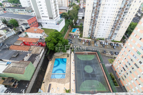 Image 34 - 1040628