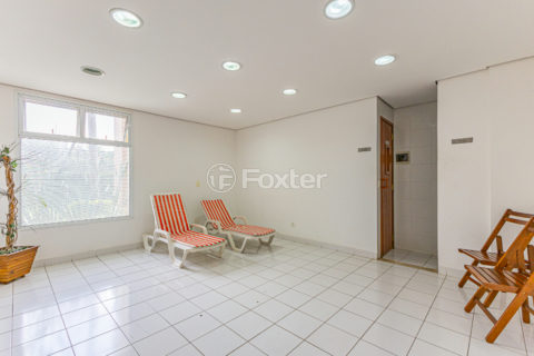 Image 37 - 1040629