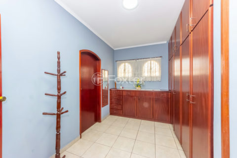 Image 34 - 1040647