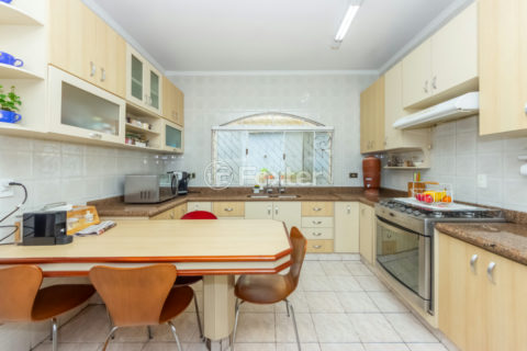Image 19 - 1040647