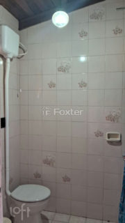 Image 5 - 1040677