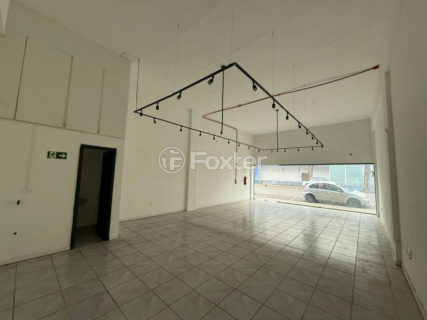 Image 3 - 1040715