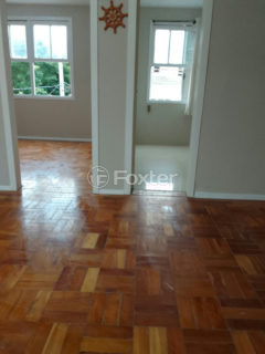 Image 4 - 1040722