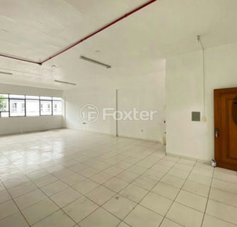 Image 4 - 1040748