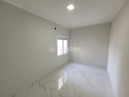 Image 7 - 1040754