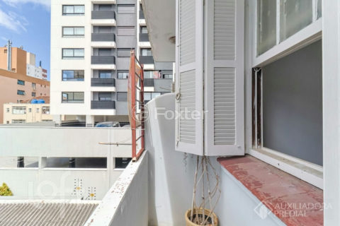 Image 25 - 1040760