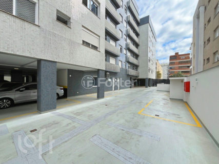 Image 46 - 1040843