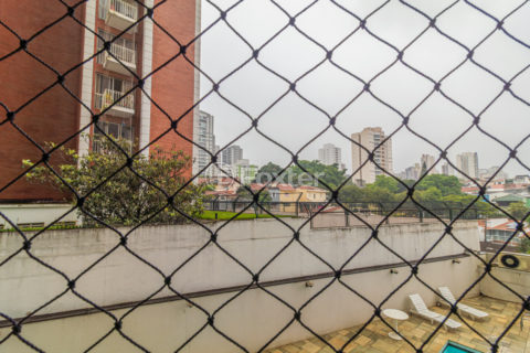 Image 15 - 1040863