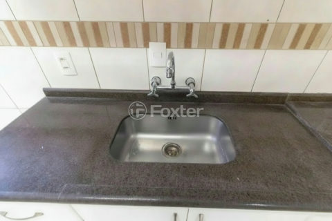 Image 9 - 1040925