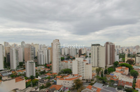 Image 24 - 1040933