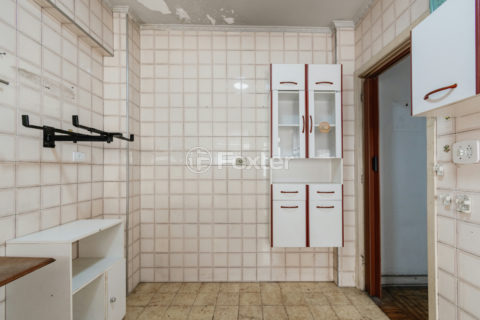 Image 7 - 1040935