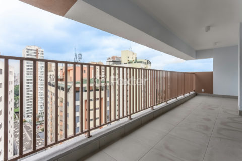 Image 7 - 1040937