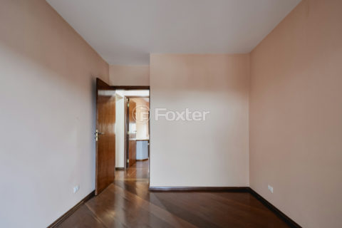 Image 24 - 1040941