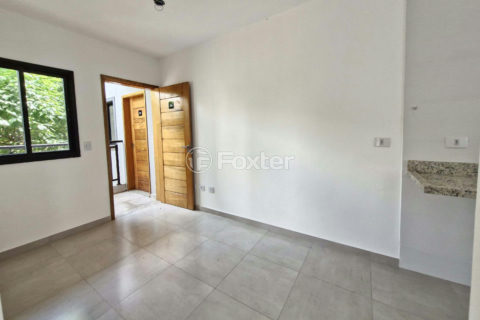 Image 7 - 1040950