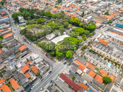 Image 16 - 1040959