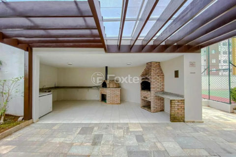 Image 30 - 1040960