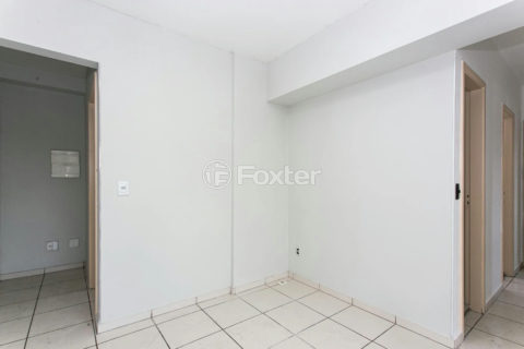 Image 4 - 1040960