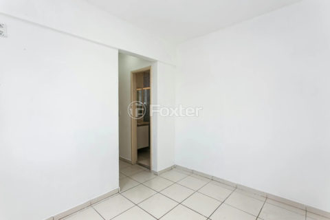 Image 21 - 1040960