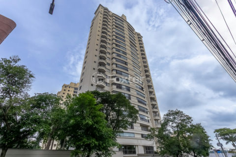 Image 44 - 1040963
