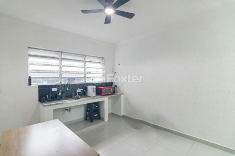 Image 23 - 1040969