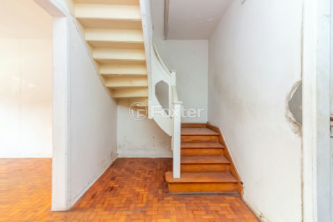 Image 7 - 1040978