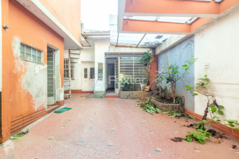 Image 19 - 1040978