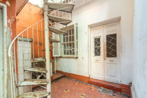 Image 30 - 1040978