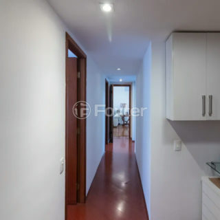 Image 27 - 1041019