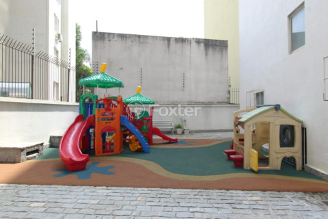 Image 42 - 1041110