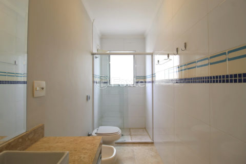 Image 30 - 1041110