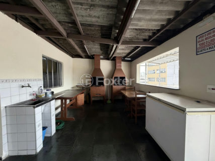Image 16 - 1041166