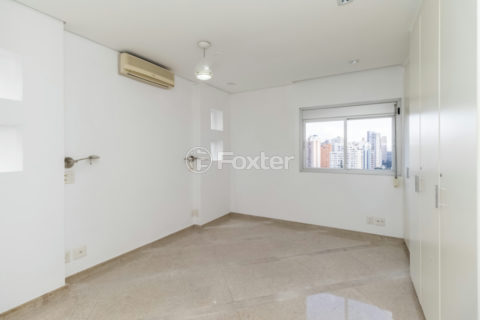 Image 34 - 1041206