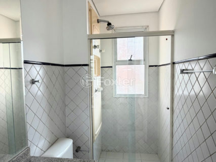 Image 42 - 1041214