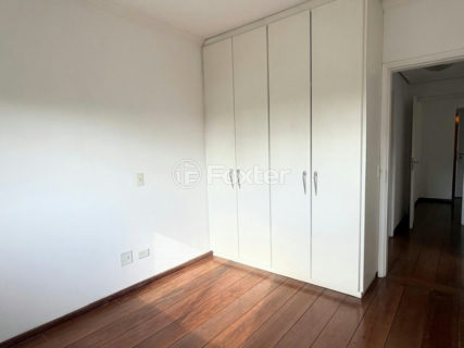 Image 39 - 1041214