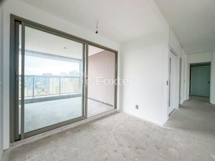 Image 4 - 1041215