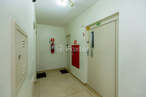 Image 40 - 1041229