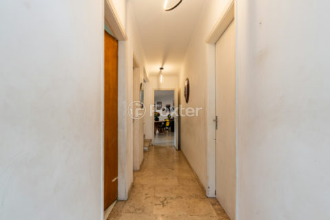 Image 17 - 1041238