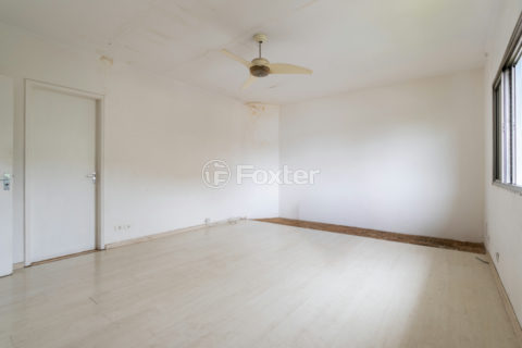 Image 33 - 1041238