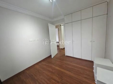 Image 6 - 1041242