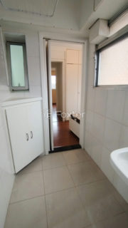 Image 35 - 1041242