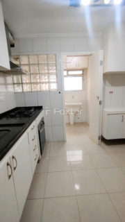 Image 30 - 1041242