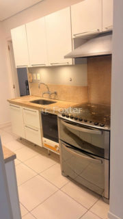Image 30 - 1041398