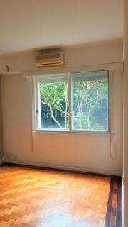 Image 39 - 1041398