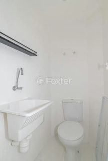 Image 30 - 1041517
